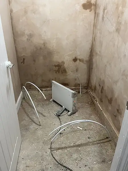 bathroom before work